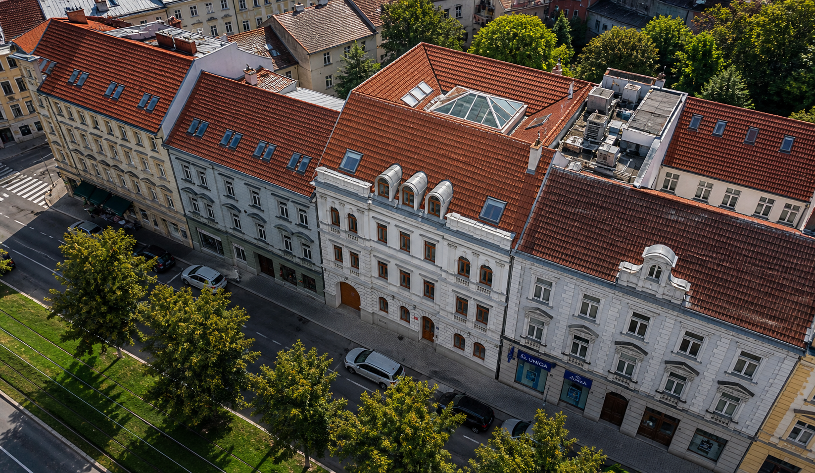 Bělohorská 17 rooftop and atrium